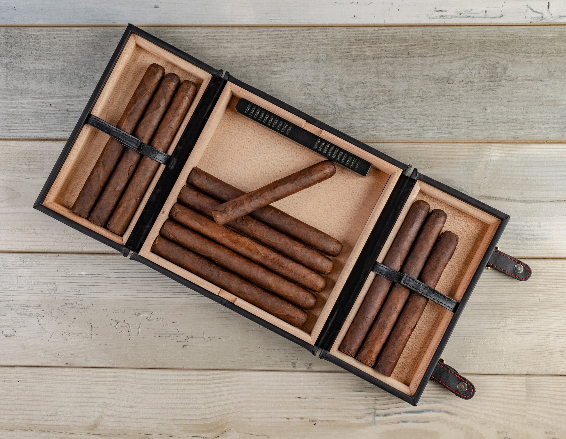 The Augustus Humidor - Afterburner Cigar store