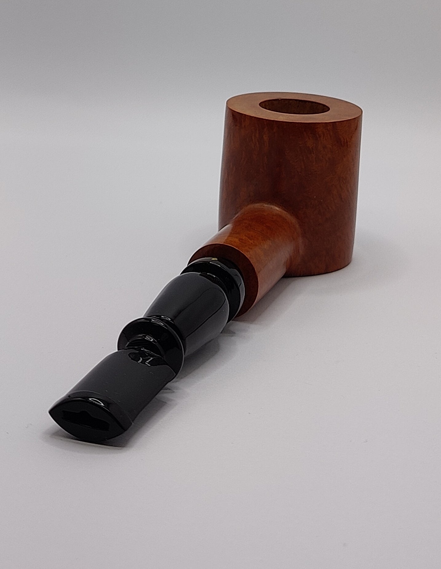 The elegant, tobacco pipe - Afterburner Cigar store