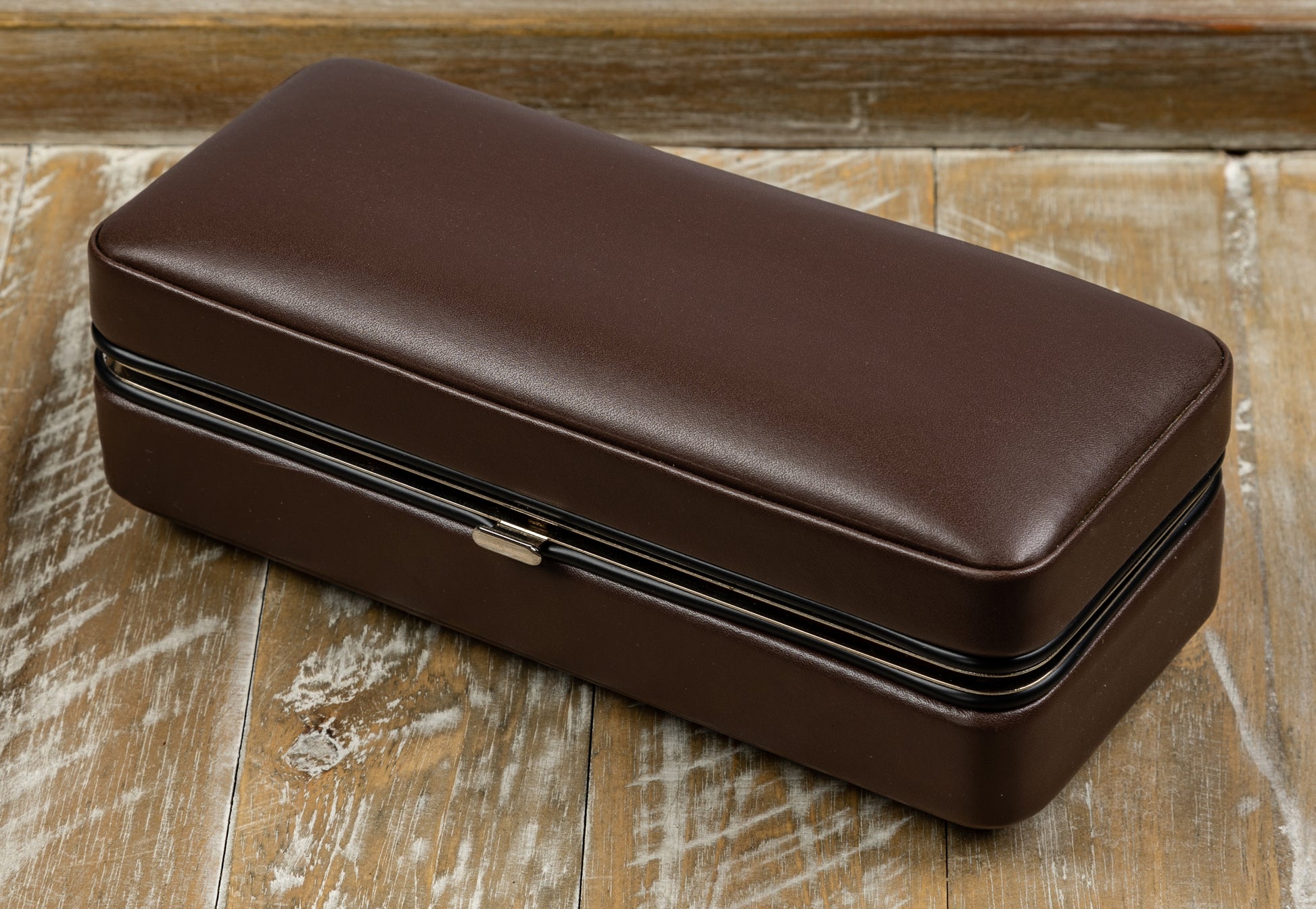 Folding Leather Cigar Case W/ Cutter.
